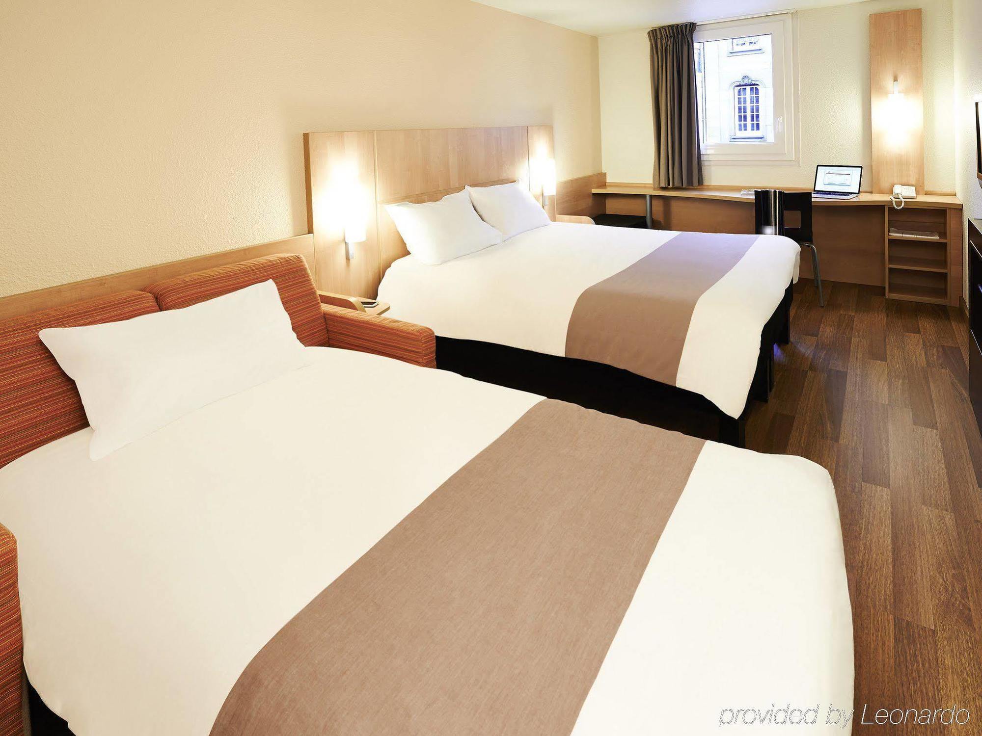 Ibis Strasbourg Centre Petite France Hotel Exterior foto